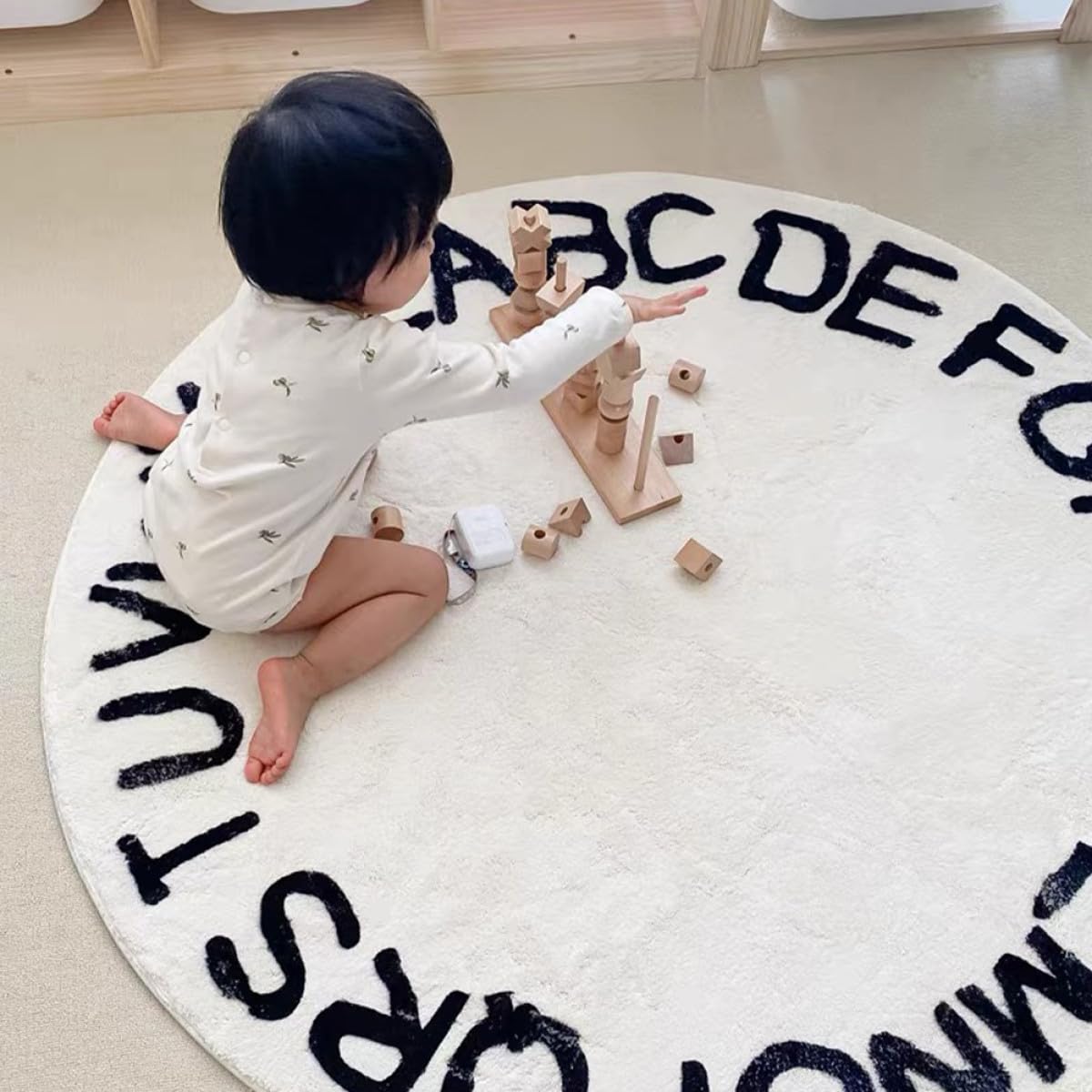 UKCOCO Runder Kinderteppich 80x80cm aus Baumwolle rutschfeste Bodenmatte mit Weißen Buchstaben Weiche Fußmatte für Kinderzimmer und Wohnzimmer