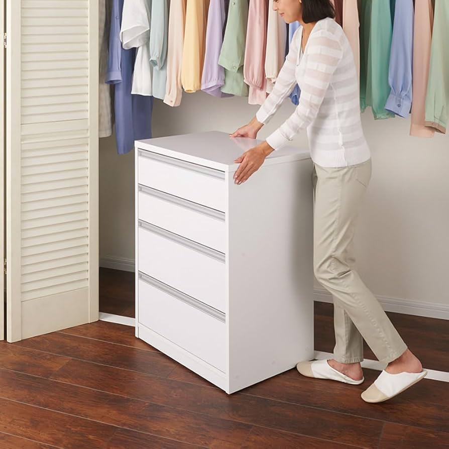 ディノス　クローゼット　押し入れ　タンス　隠しキャスター付き Amazon｜ディノス 衣類収納 押入れ クローゼット収納 奥行が