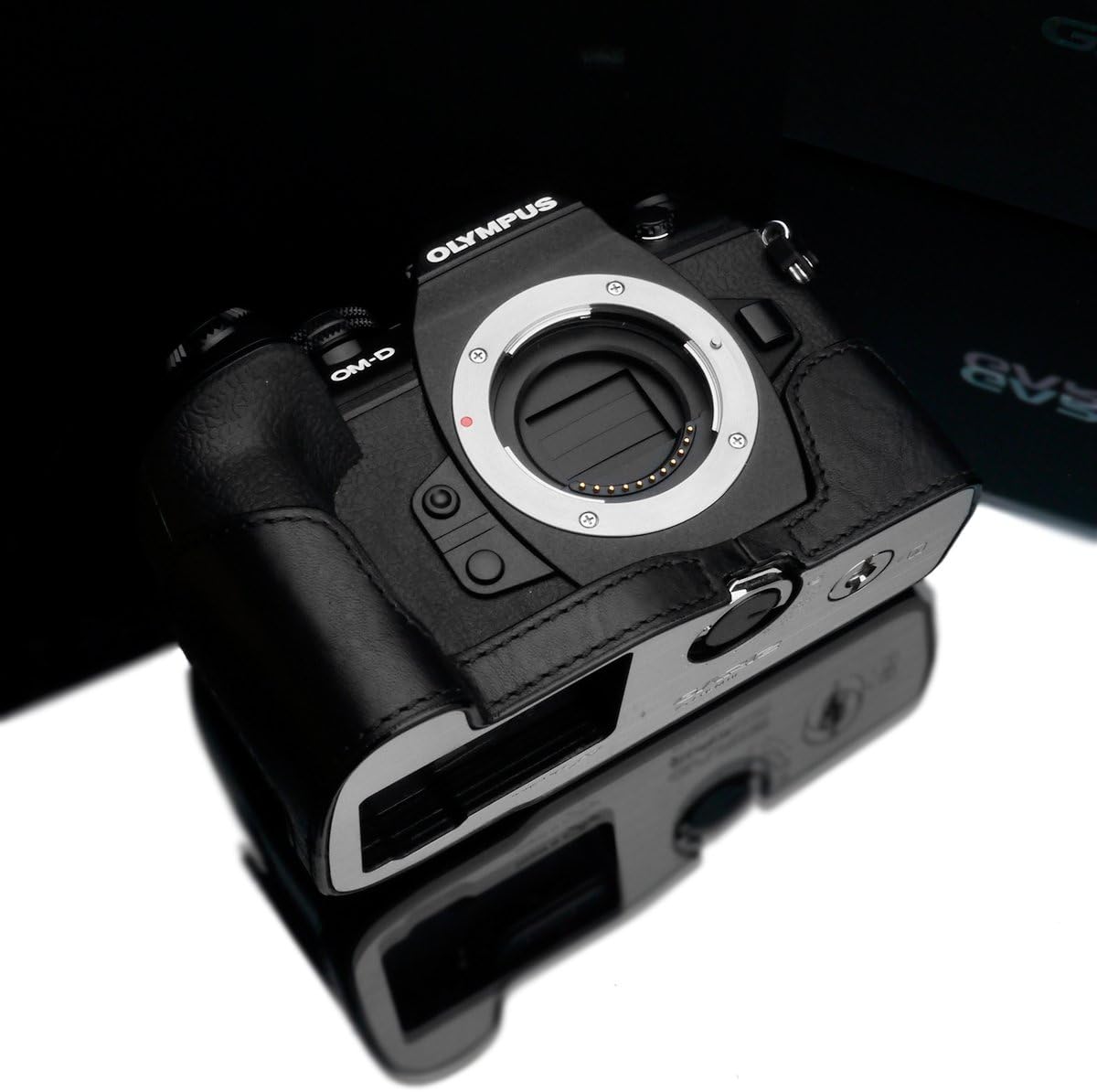 Gariz XS-CHEM1IIBK Genuine Leather Half Case for Olympus EM1II E-M1II Black