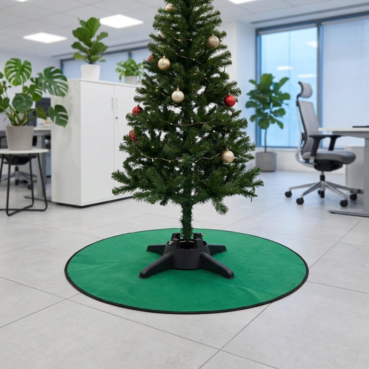 29 Inch Christmas Tree Felt Pad Reversible Non Slip Stand Mat