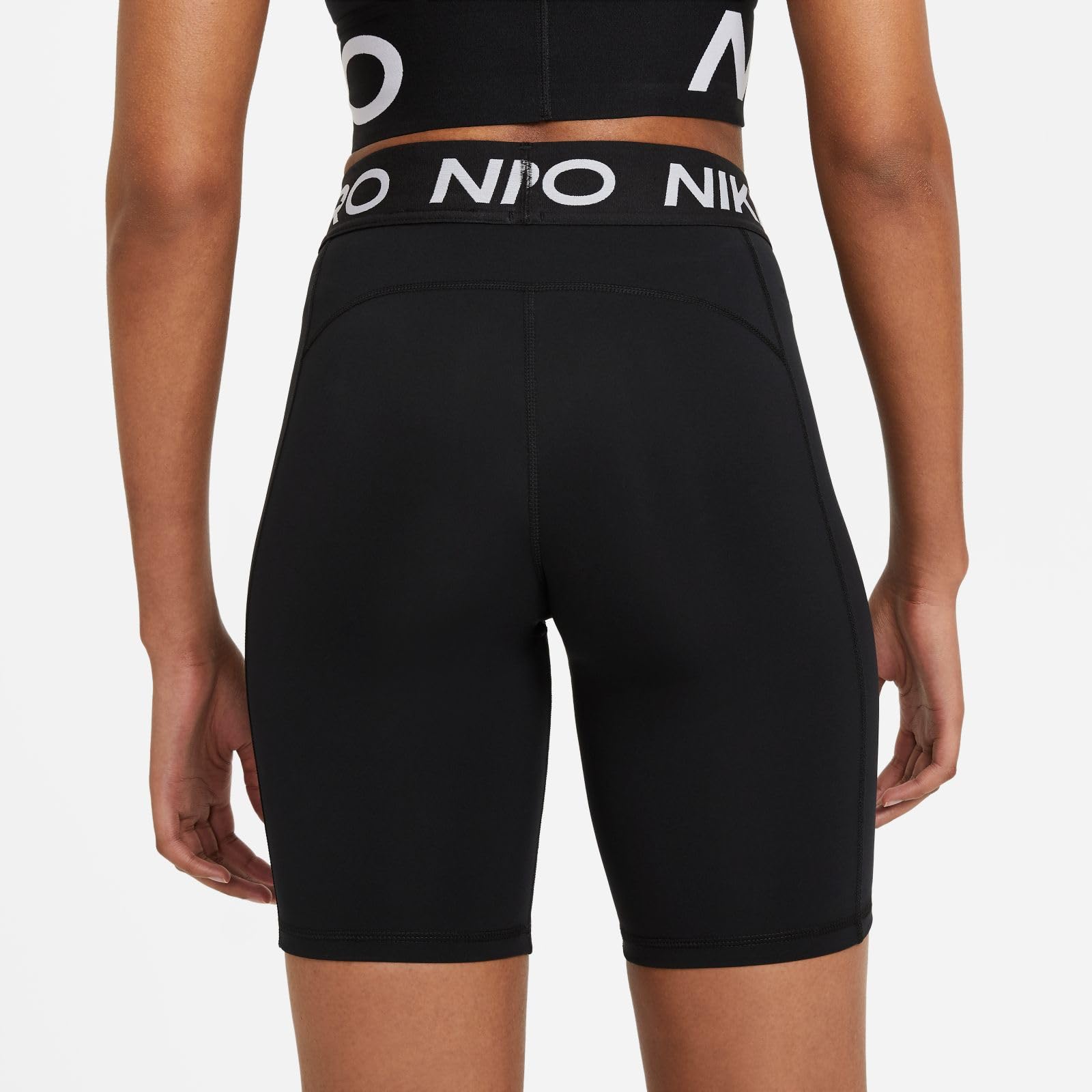Nike 365 8in Shorts Mujer