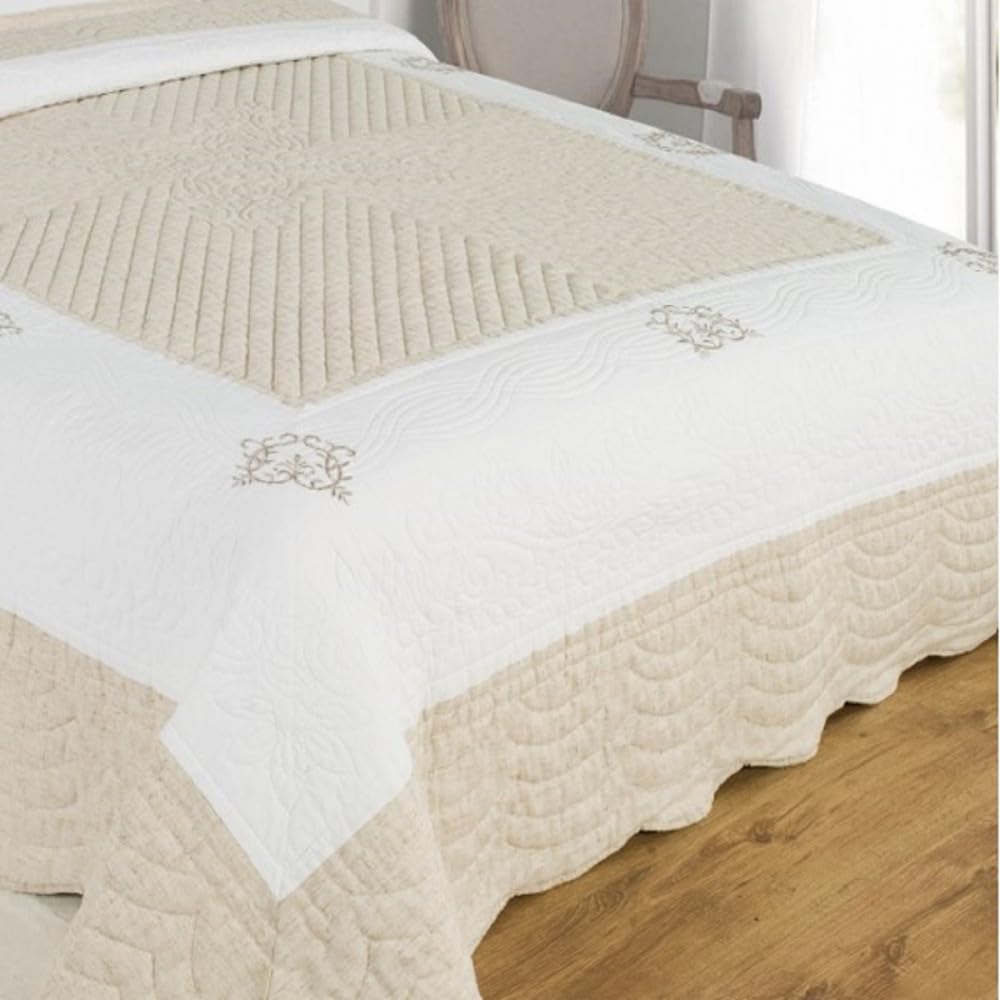 Boutis Peaceland – Grande Dimension 260x260 cm- 100% Coton Coloris Lin. Couvre lit Matelassé, Brodé, Élégant et Douillet
