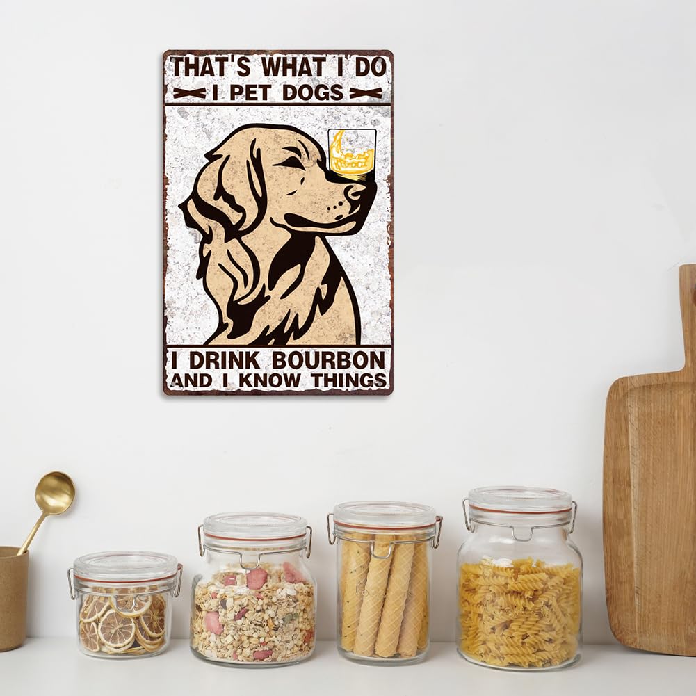 SUPERDANT Targa in Metallo Cane e Vino Vintage Cartello In Latta Animal Insegne di Latta Bourbon Retro Metal Poster Murali Art Segno per Bar Caffetterie Ristoranti 30x20cm