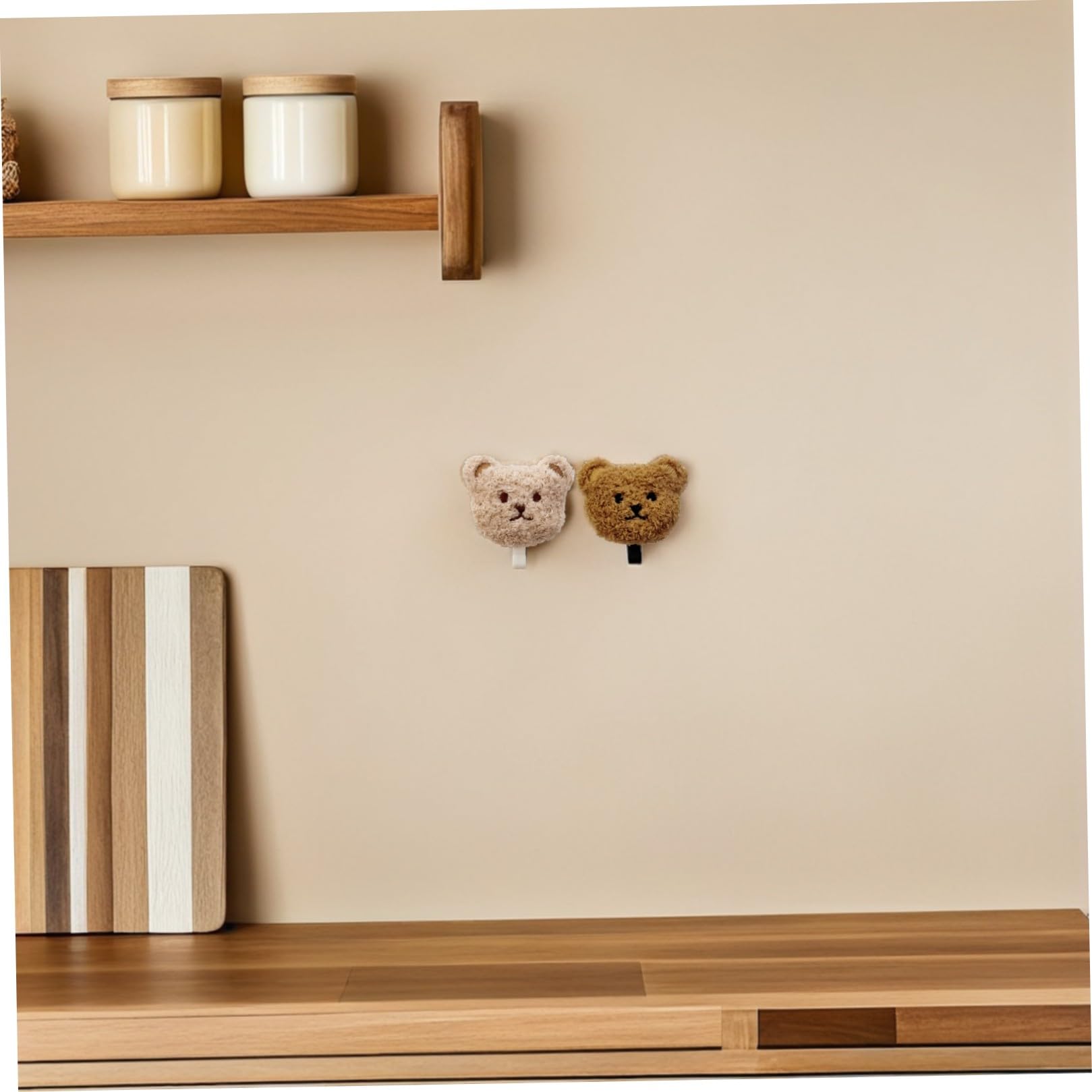 ULTECHNOVO 2 Ganci a Muro Orso in Peluche, Adesivi, Facili da Usare, per Chiavi e Cappelli, Decorazione Carina per Viaggio e Casa