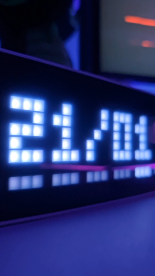 Amazon.com: ULANZI TC001 Smart Pixel Clock - Social Media Counter