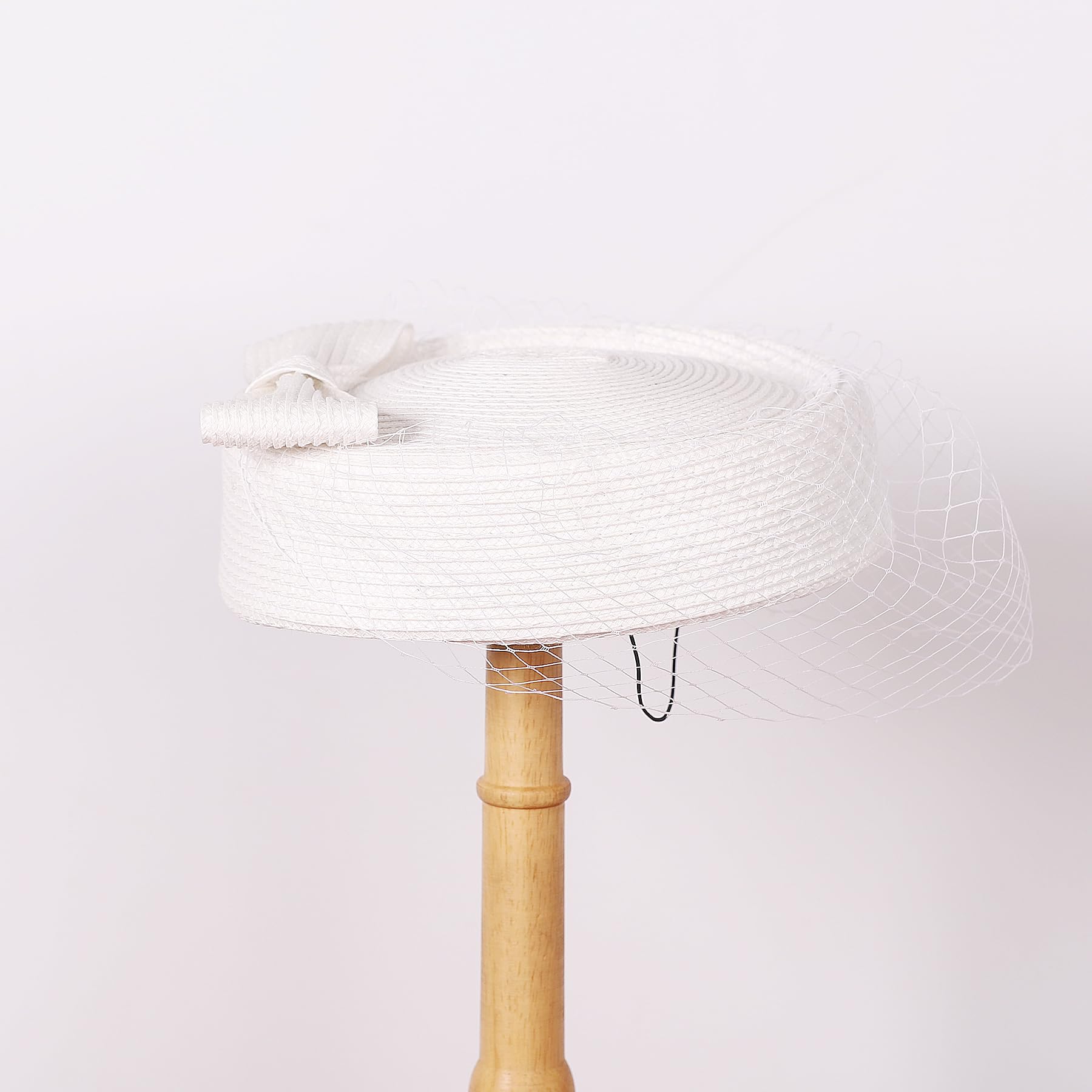 Straw Fascinator Vintage Hat Bow Veil Pillbox for Wedding Tea Party 20s 50s Headwear