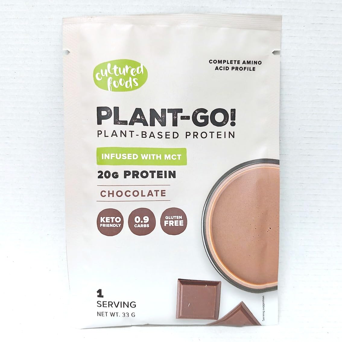 Proteinpulver Vegan - 3 Komponenten Erbsen- Sonnenblumen- und Hanfprotein - mit MCT Öl und Stevia - Muskelaufbau und Regeneration - 20 Portionen - PLANT-GO! Scho­ko­la­de