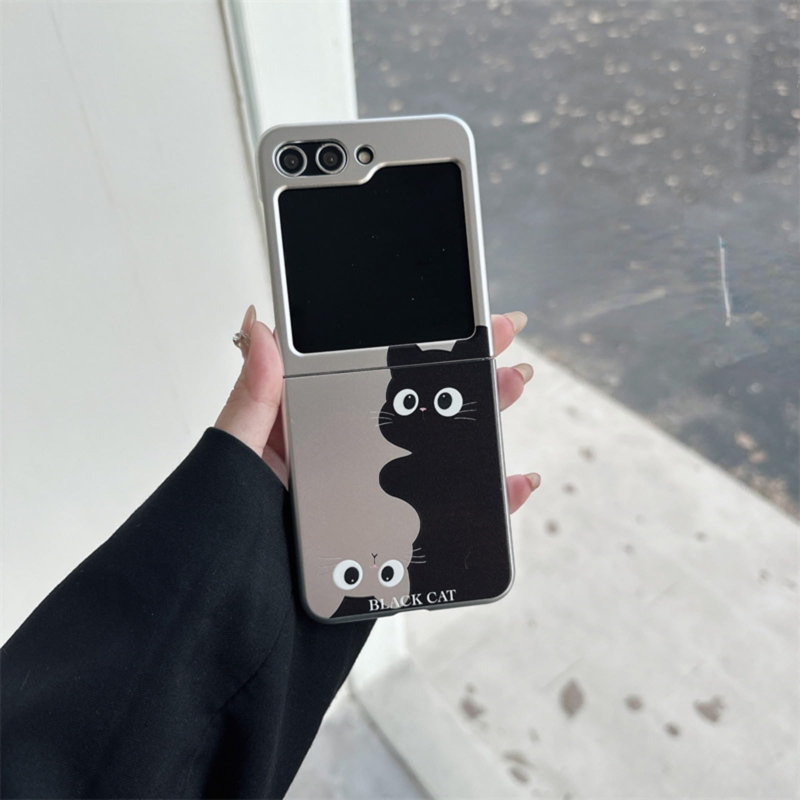 The New Personalized Cartoon Black cat case for Samsung Galaxy z flip 3/4/5,Anti-Scratch Solid Hard case Protective Shookproof Phone Cover with Bracelet (cat,Flip 5)