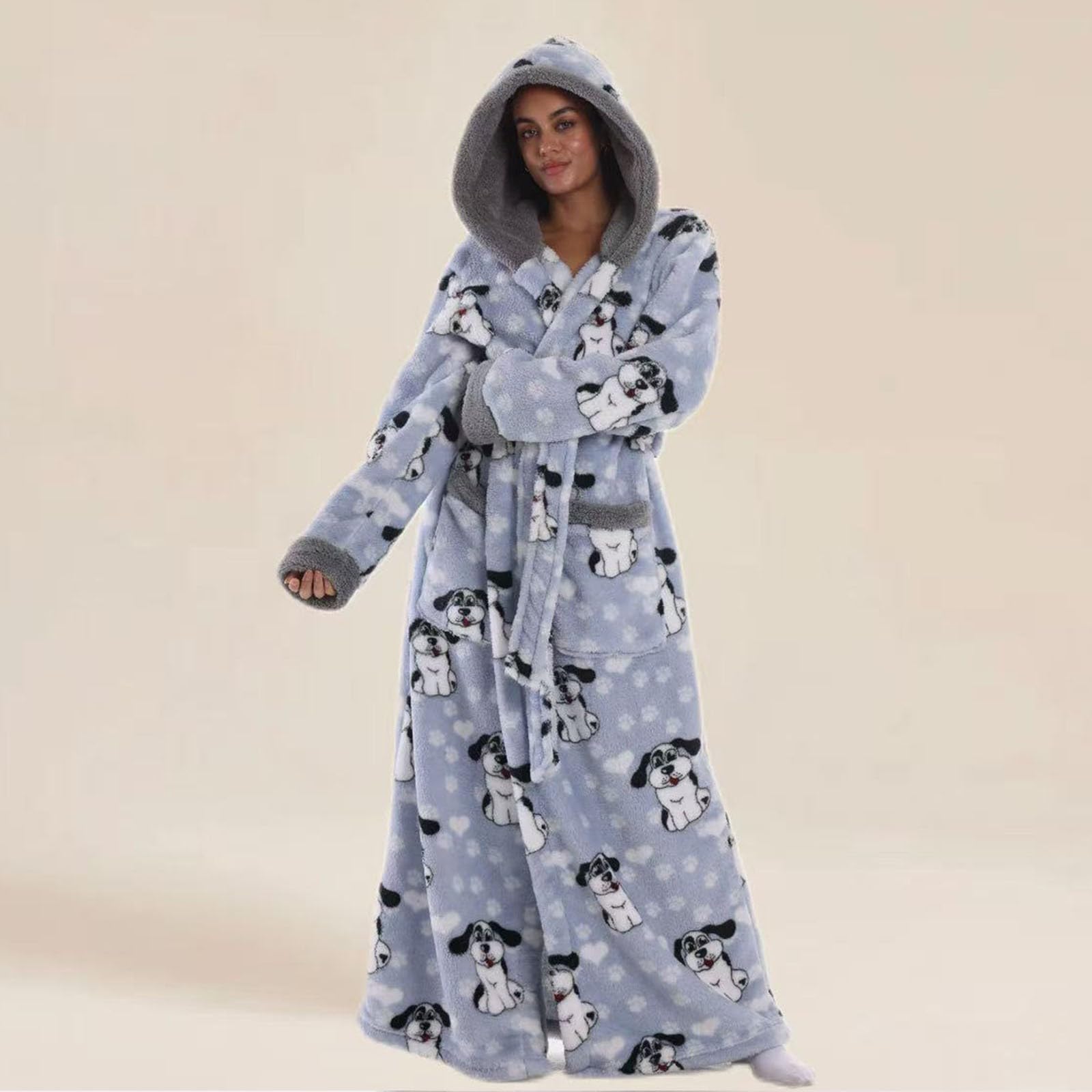 Accappatoio da donna con cappuccio con divertente stampa a cartoni animati per accoglienti serate invernali, con cintura per legare, pratiche tasche, ideale per ore di relax in casa, abbigliamento