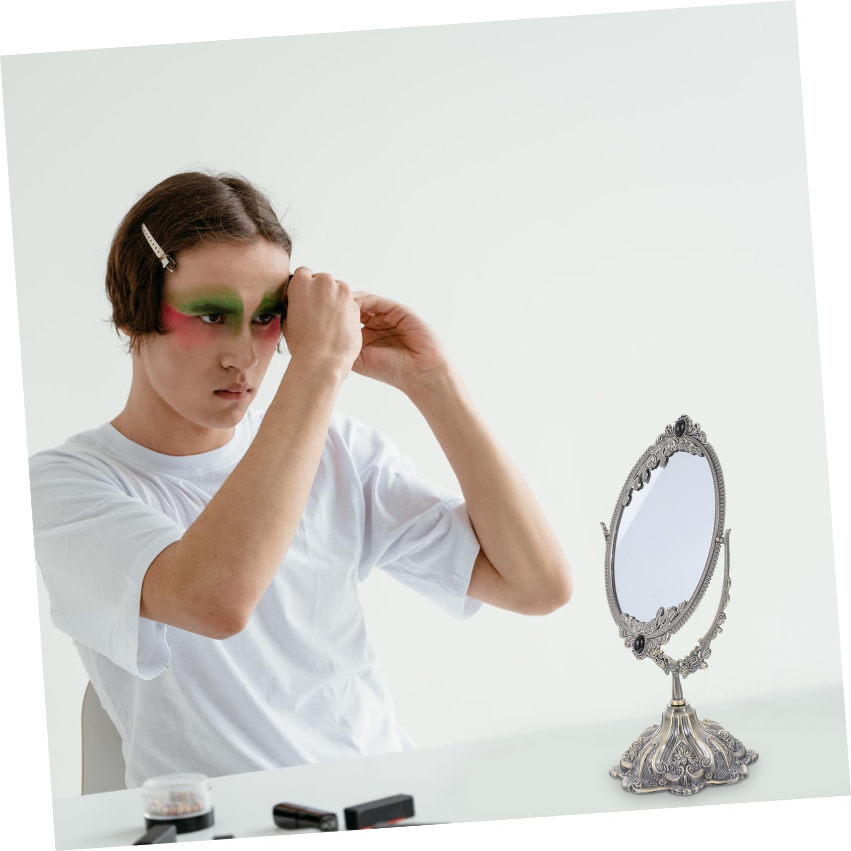 Retro Schminkspiegel aus Zinklegierung mit Drehbarer Doppelseite | Make Up und Hochzeit, Flacher Standfuß, Europäischer Stil, Elegante Ausführung