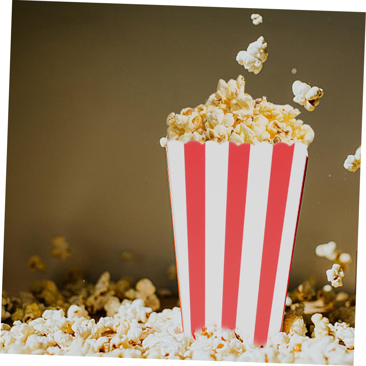 Cubo de Palomitas de Maíz de Papel 50 Piezas para Fiestas | Vasos Desechables, Uso Versátil para Snacks y Algodón de Azúcar, Diseño Atractivo para Eventos Temáticos
