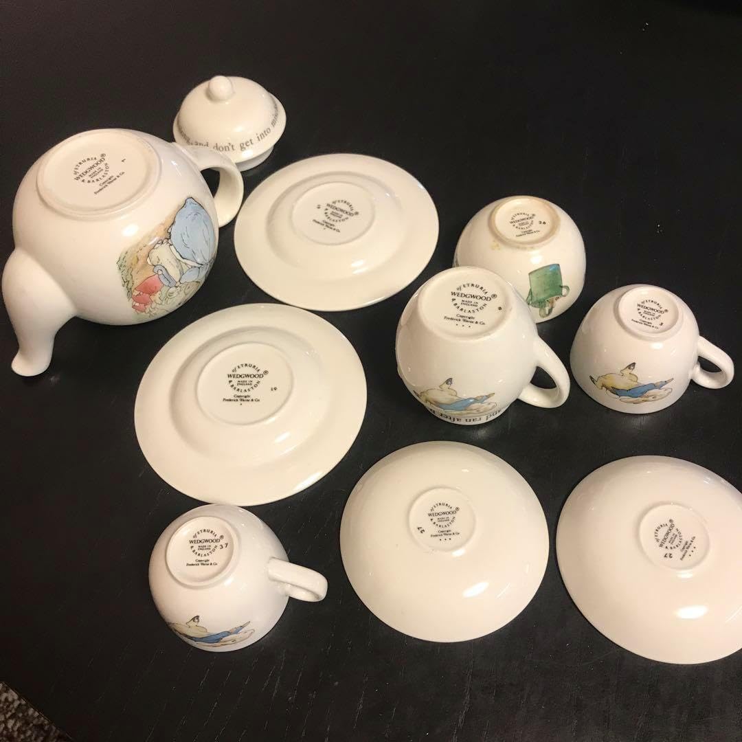 ミニチュア ウェッジウッド ピーターラビット ティーセット - Wedgwood