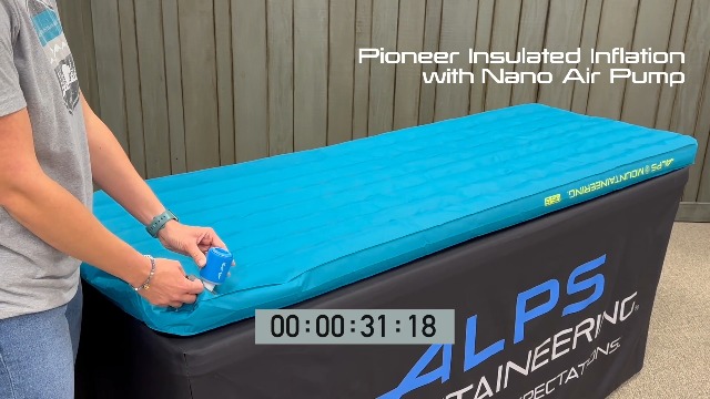 Amazon.com : ALPS Mountaineering Pioneer Insulated Air Pad