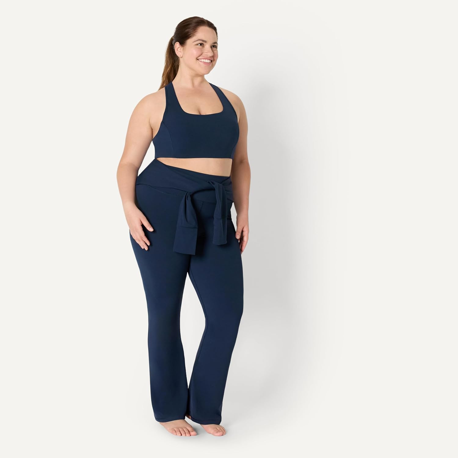 Amazon Essentials Women's Women's FormFlex Light Support Square Neck Sports Bra - Image 7