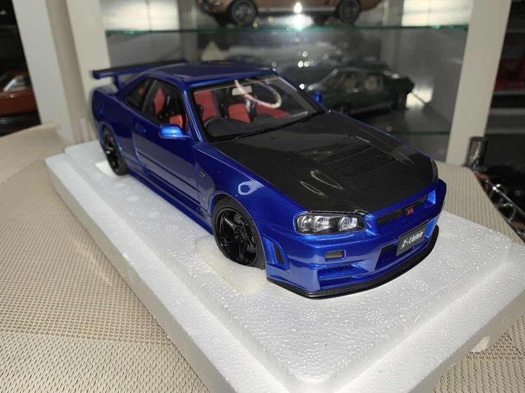Amazon.co.jp: オートアート 1/18 スカイラインR34GTR Zチューン