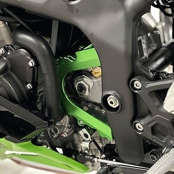 カワサキKH250スプロケットカバー カワサキKH250スプロケットカバー Ninja250R(EX250K) Front