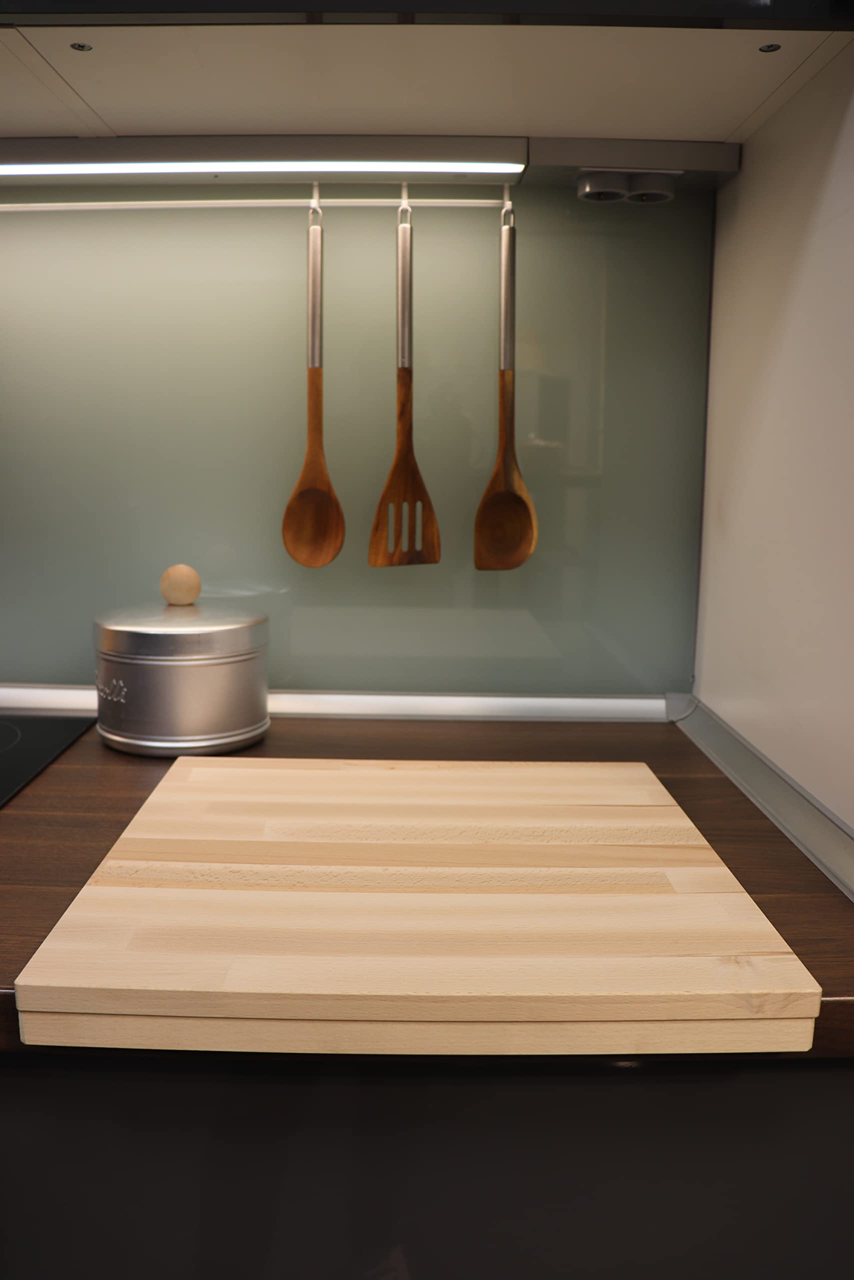Fackelmann Planche à découper en bois de hêtre 40 x 40 cm, facile et pratique à utiliser pour la pâte et la préparation de pâtes fraîches, taille unique, avec rehaussements d'appo