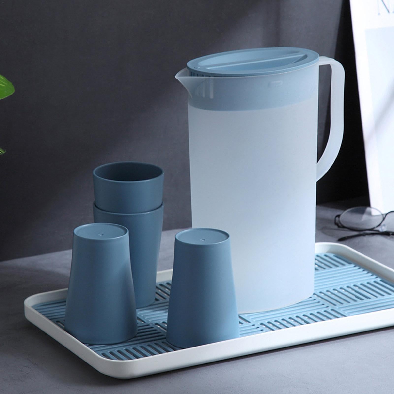 Wasserkrug Mit Deckel, 1,5 L – Aus Lebensmittelechtem PP, V-Auslauf, Für Kühlschrank, Saft, Limonade