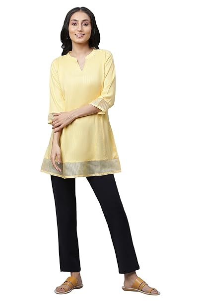 Aurelia Women’s Solid A-Line Kurti | V-Neck Kurti for Women | Solid Kurti for Women | Beautiful Regular Fit Kurti for Women