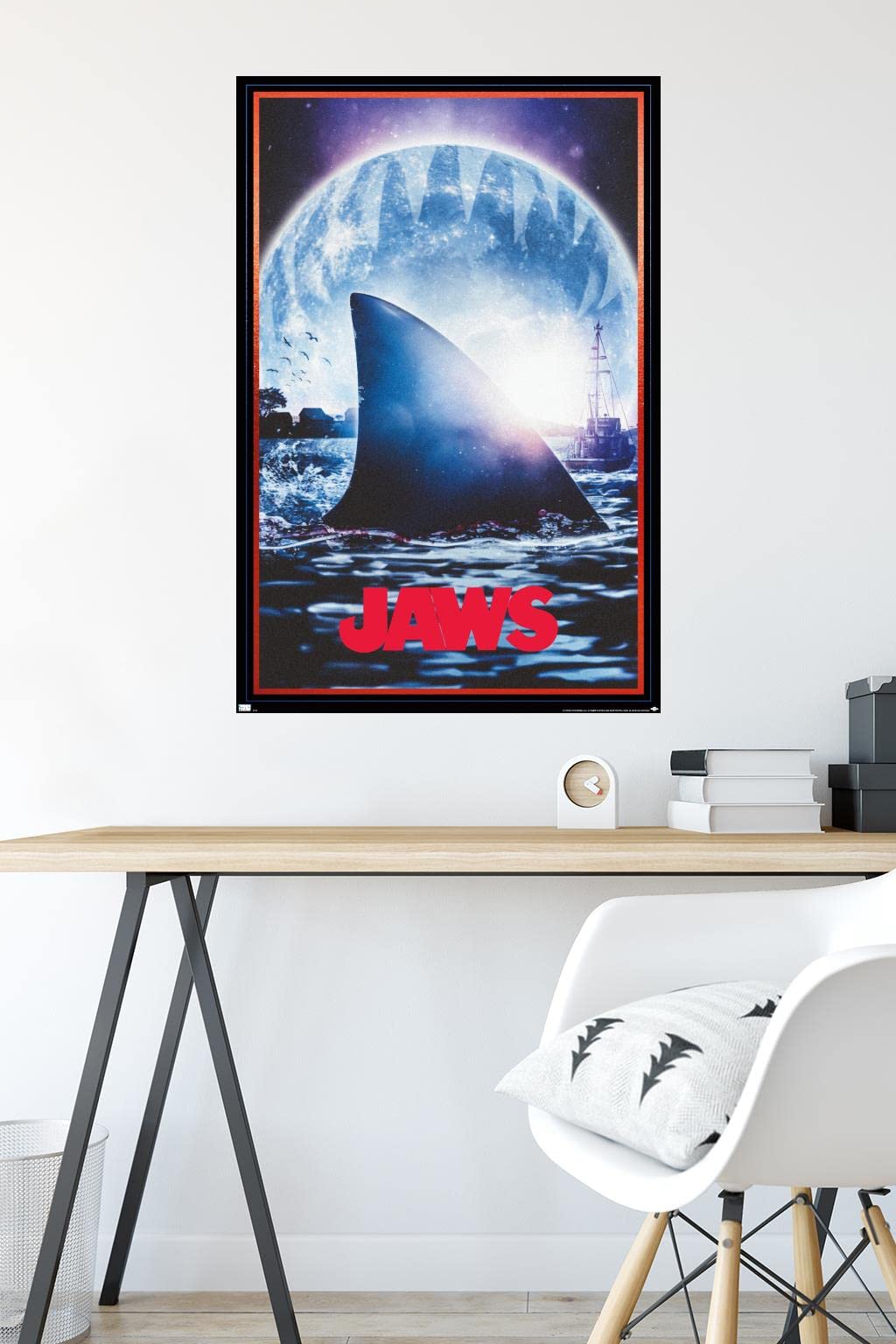 Amazon.com: Jaws - Moon One Sheet Wall Poster, 34L