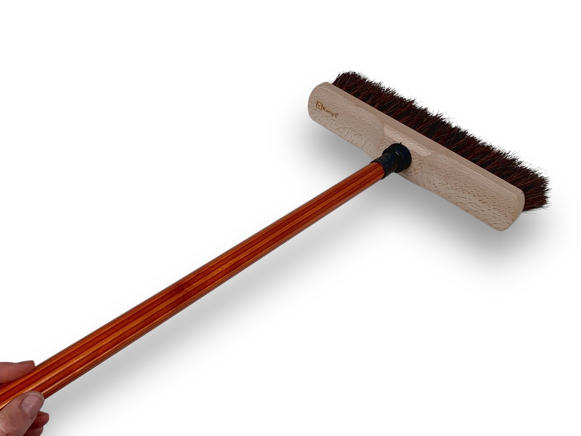 KAROP'S Balai de Cour Traditionnel 70 mm Bois Vernis Fibre mélange bassine Arenga Manche Bois Vernis Teinte Cannelle 30 cm