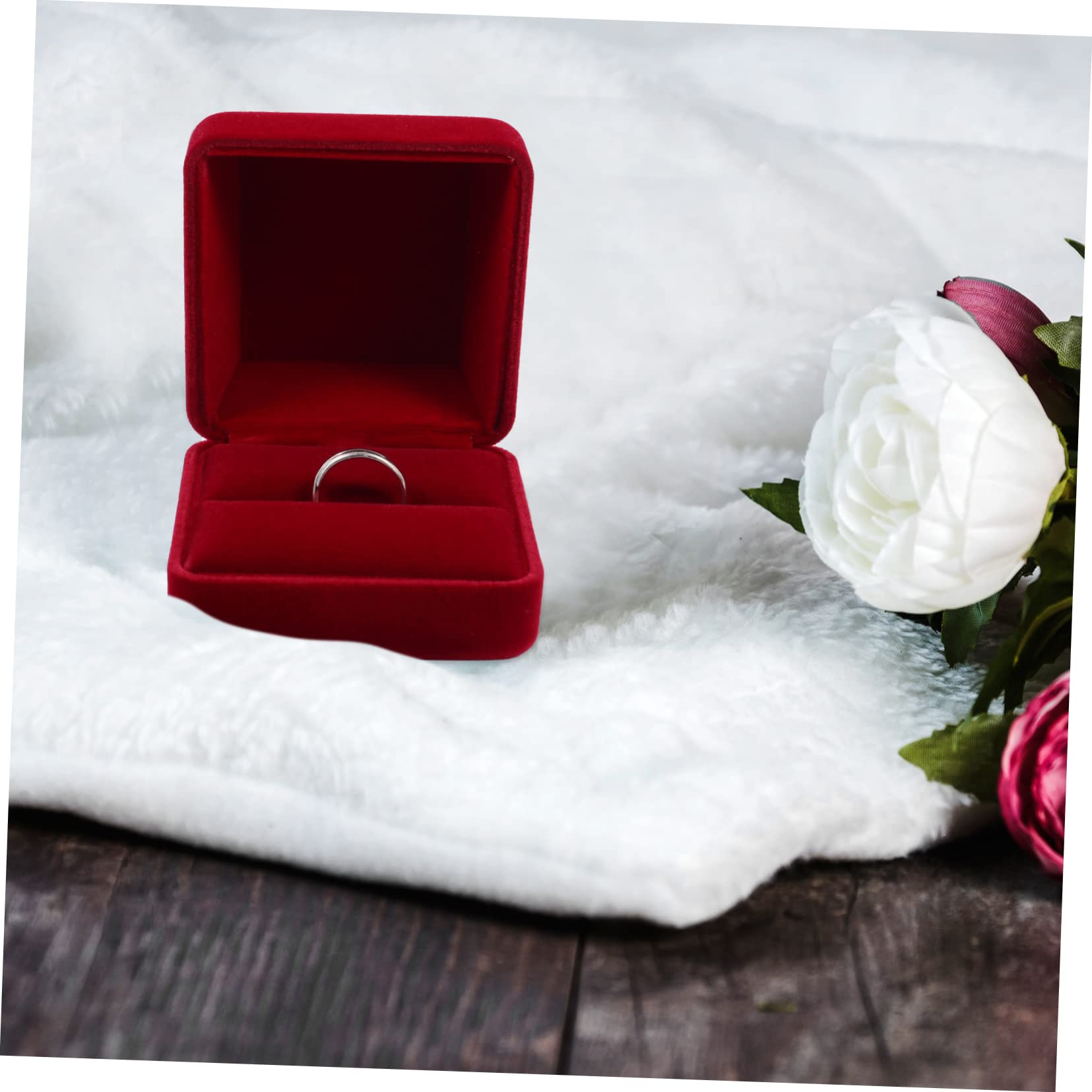 Coffret à bagues en flanelle Coffrets à bijoux de voyage Coffret à bijoux rouge Coffret de rangement pour bijoux Coffret pour boucles d'oreilles Coffret pour bagues de fiançailles Coffret pour bague