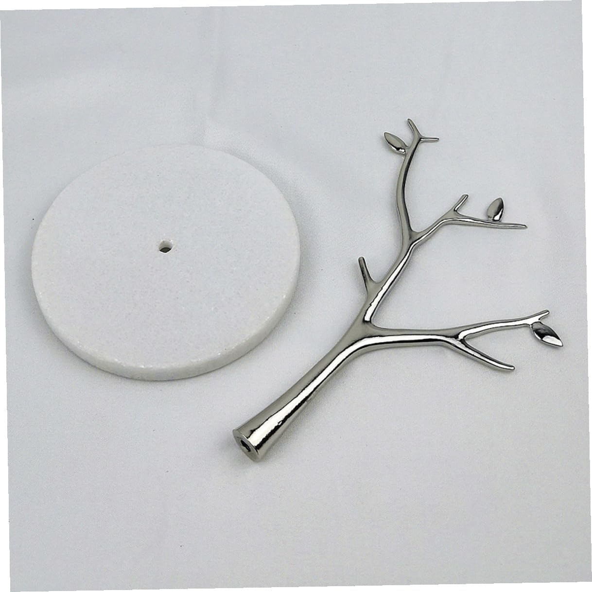 ibasenice Organizador de Joyas Soporte para Pendientes y Collares Bandeja Creativa Forma de Árbol de Mármol y Metal Plata para Uso Personal y Comercial