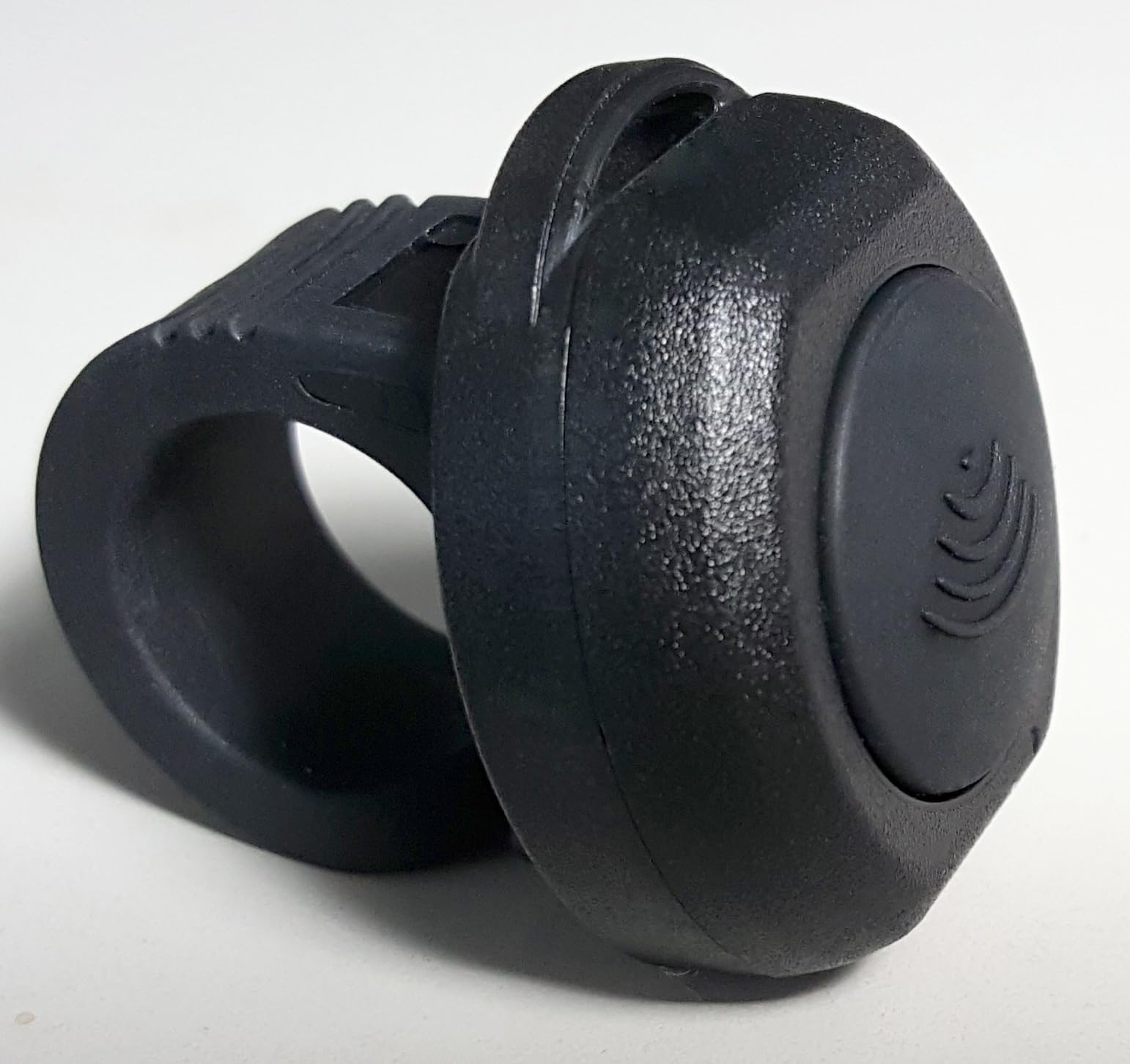 PRYMEBLU® Bluetooth Wireless PTT Button Switch ZELLO, Wave Communicator, ESChat, Unity, Streamwide and Many Other PoC Push-to-Talk Apps (ZU-Ring)