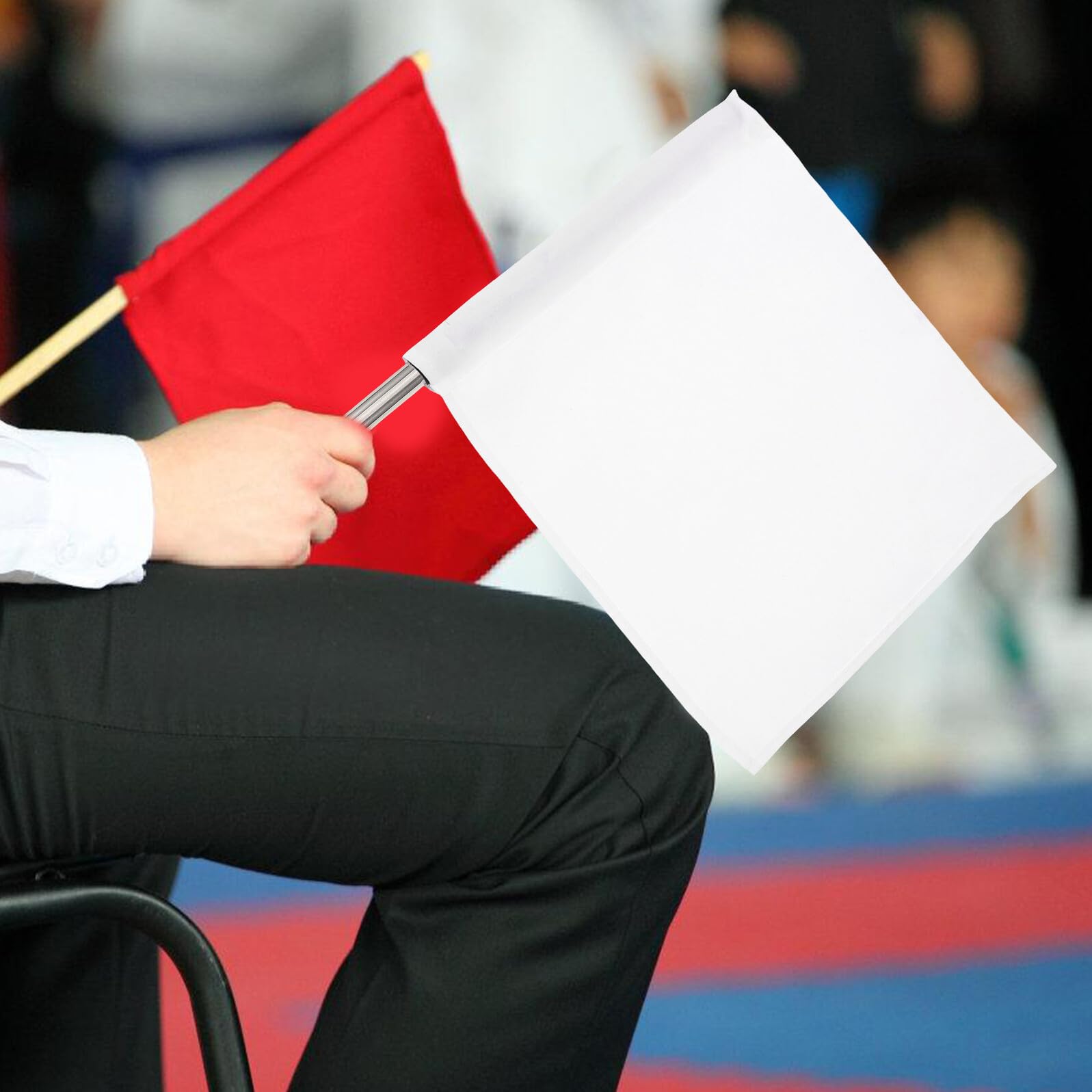 8 Pezzi Bandiere Segnaliere per Arbitro da Calcio e Pallavolo Bandiere da Mano Colorate con Impugnatura Antiscivolo Alta Visibilità per Gare Sportive e Allenamenti Atletici