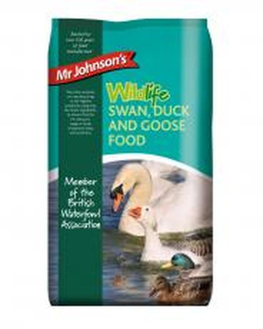 Mr Johnsons Wildlife Swan Duck & Goose Food 750g (Pack of 6)