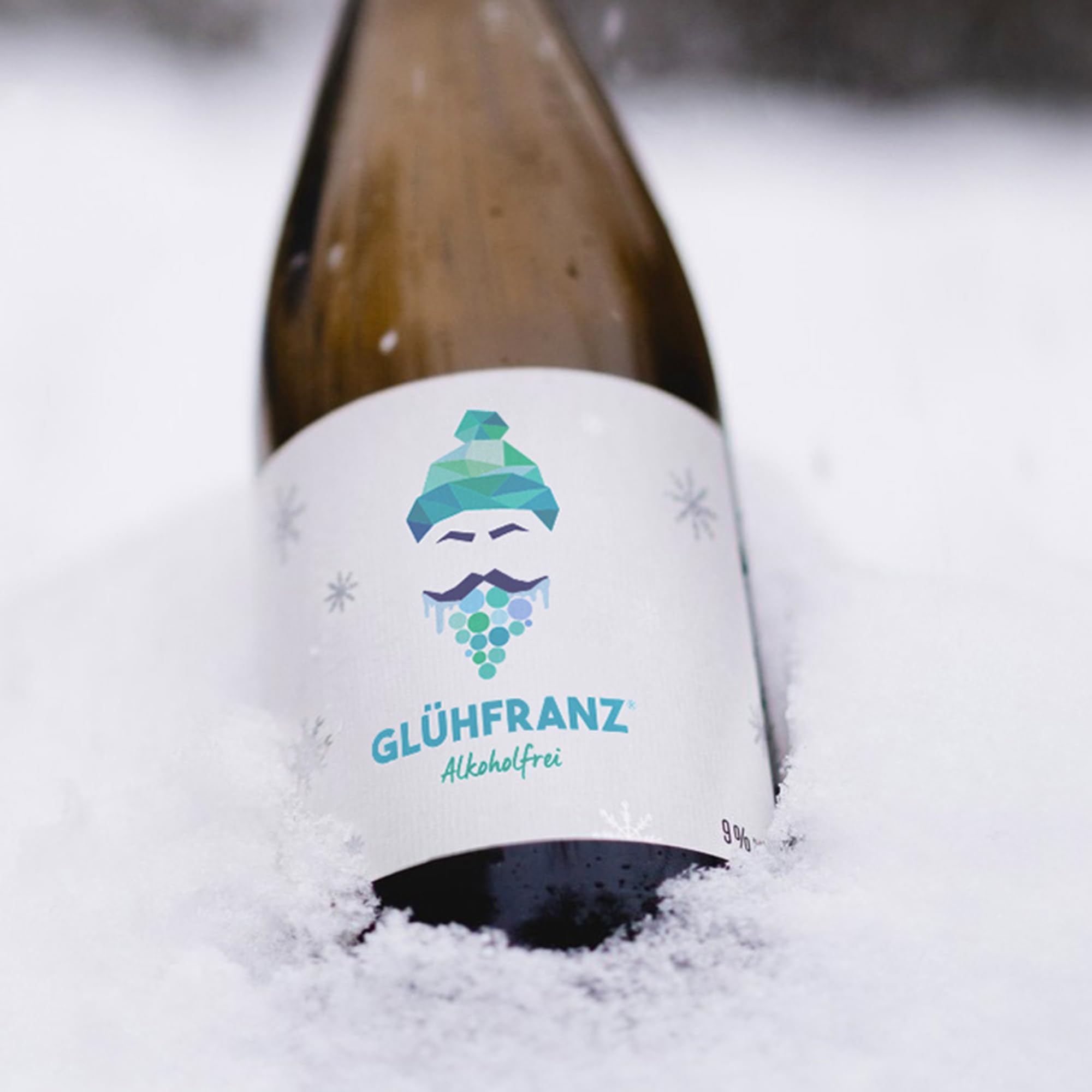 GLÜHFRANZ Alkoholfrei – aus entalkoholisiertem Wein | Deutscher Qualitätswein | Fruchtig-würzig mit Citrusnote | Vegan & glutenfrei | 0,75 l Flasche | Winterlicher Genuss ohne Alkohol (6 x 0,75l)