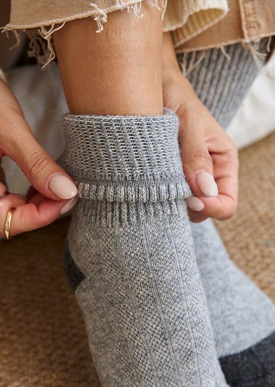 Grey Yak Wool Socks4