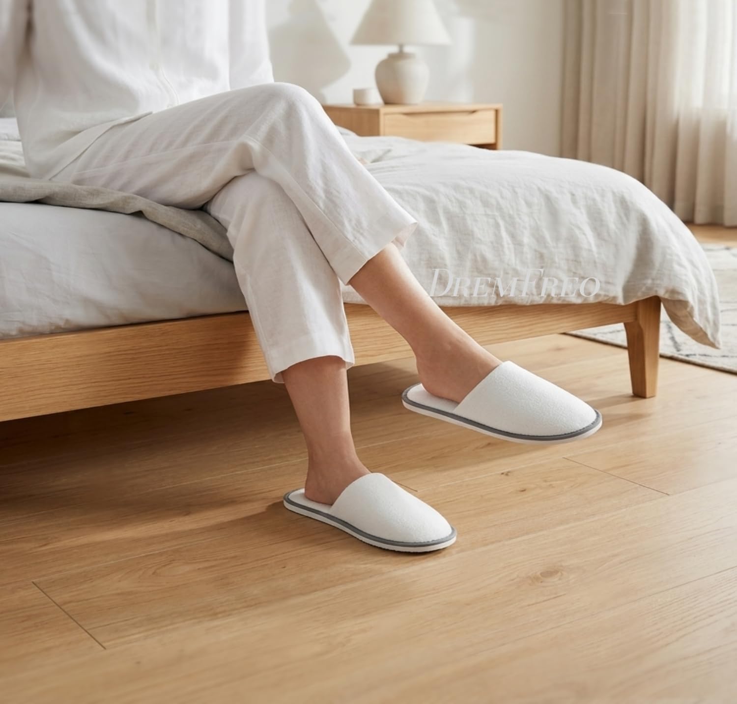 Pantuflas Invitados Zapatillas Desechables Blanco Borde Marrón/Gris Talla Única 38–44 Ideal Hogar Hotel Spa Viajes y Avión Pack 5/10 Pares Zapatillas Estar Casa