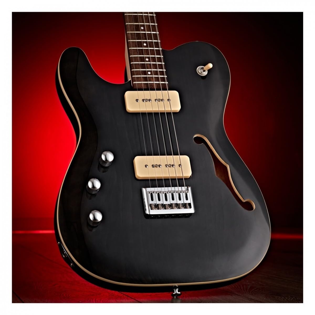 Chitarra elettrica mancina 734 SH di G4M, nero trasparente | Mancina con Scala 25,5", Calore Humbucker e Chiarezza Single-Coil, Corpo Mogano con Foro F, Capotasto Nubone
