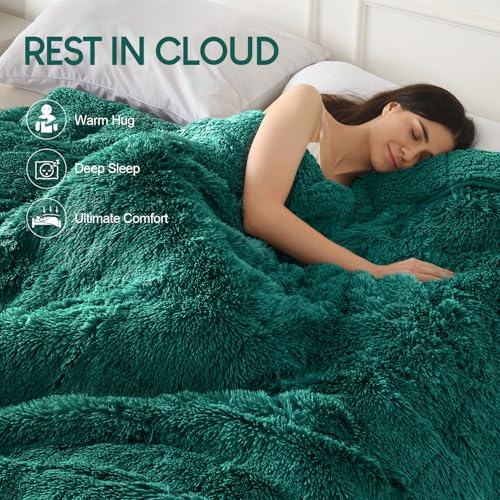 Image of Cottonblue Weighted Blanket 15lbs for Twin Bed, Faux Fur Sherpa Weighted Blanket for Adults, Plush Cozy Bed Heavy Blanket for Calm and Relax,Forest Green, 48x72 inches