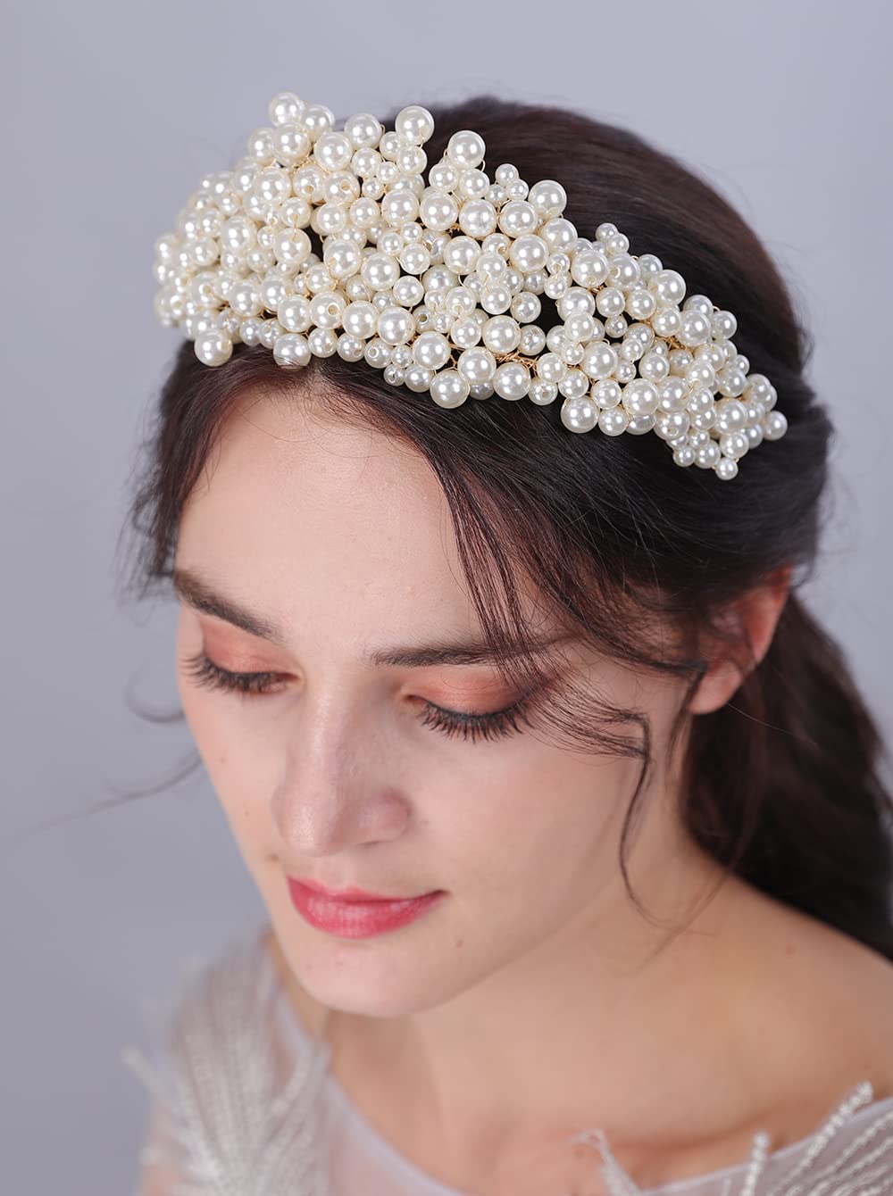Amazon.com : JWICOS Wedding Pearl Headbands for Brides and  display picture 1