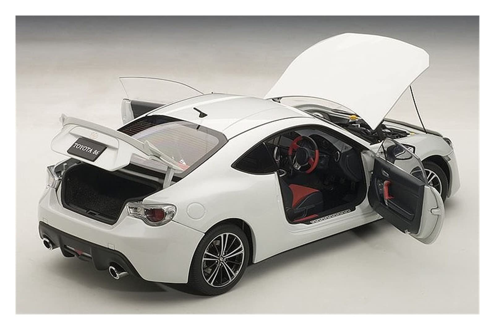 Amazon.co.jp: ミニカー スケールモデルカー 1/18 For トヨタ 86 GT