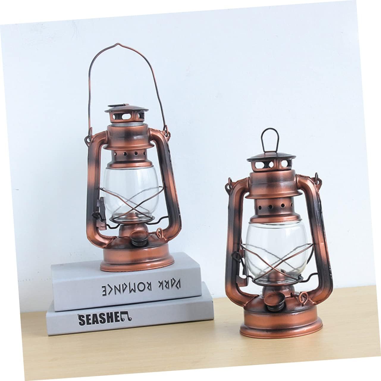 Cabilock 2pcs Vintage Iron Portable Kerosene Lamp Wick Warm Light Oil Lamp for Home Office Decor Party