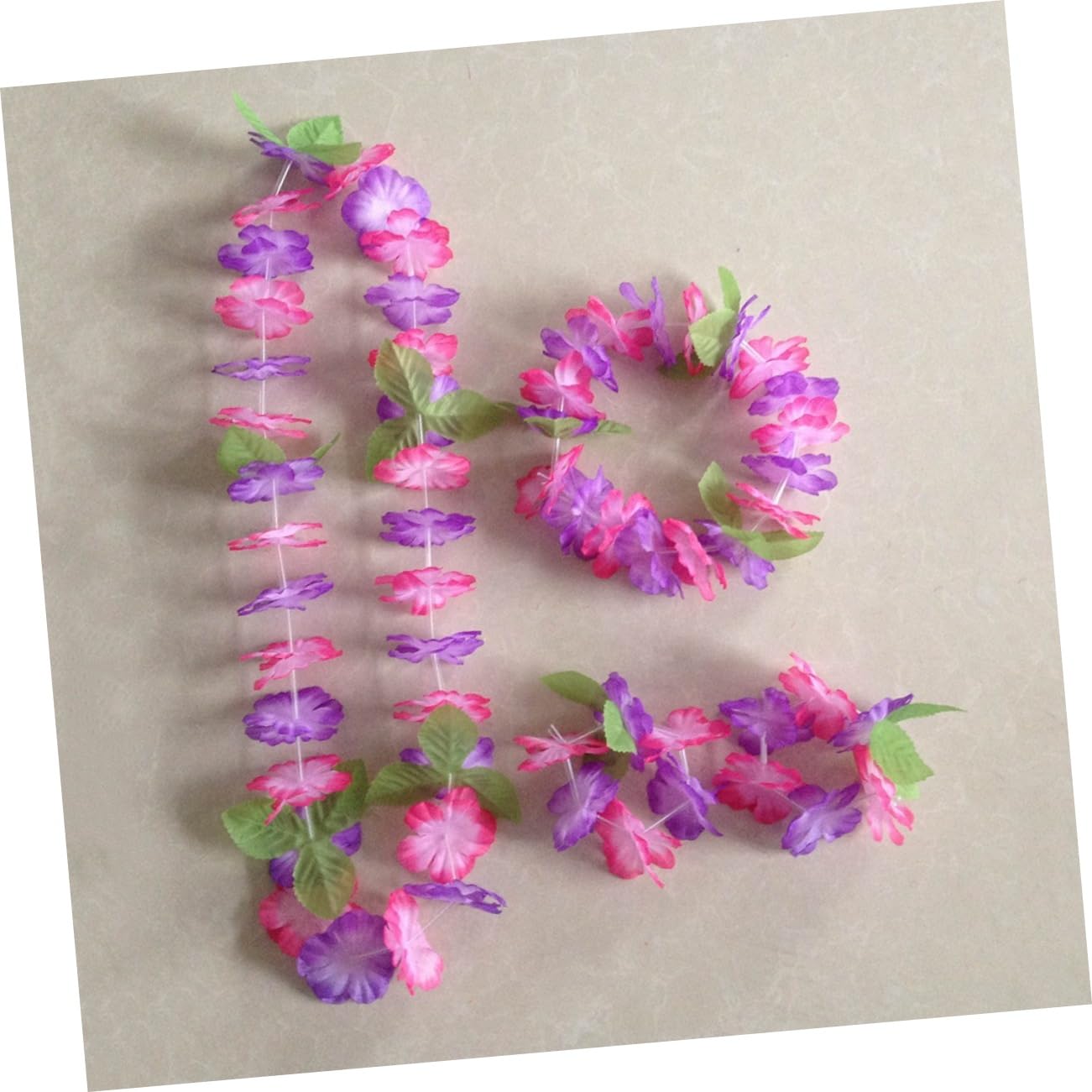 STOBOK Juego De 18 Guirnaldas Hawaianas De Flores Artificiales Collar Pulsera Diadema Accesorio Para Fiestas En La Playa Y Celebraciones.