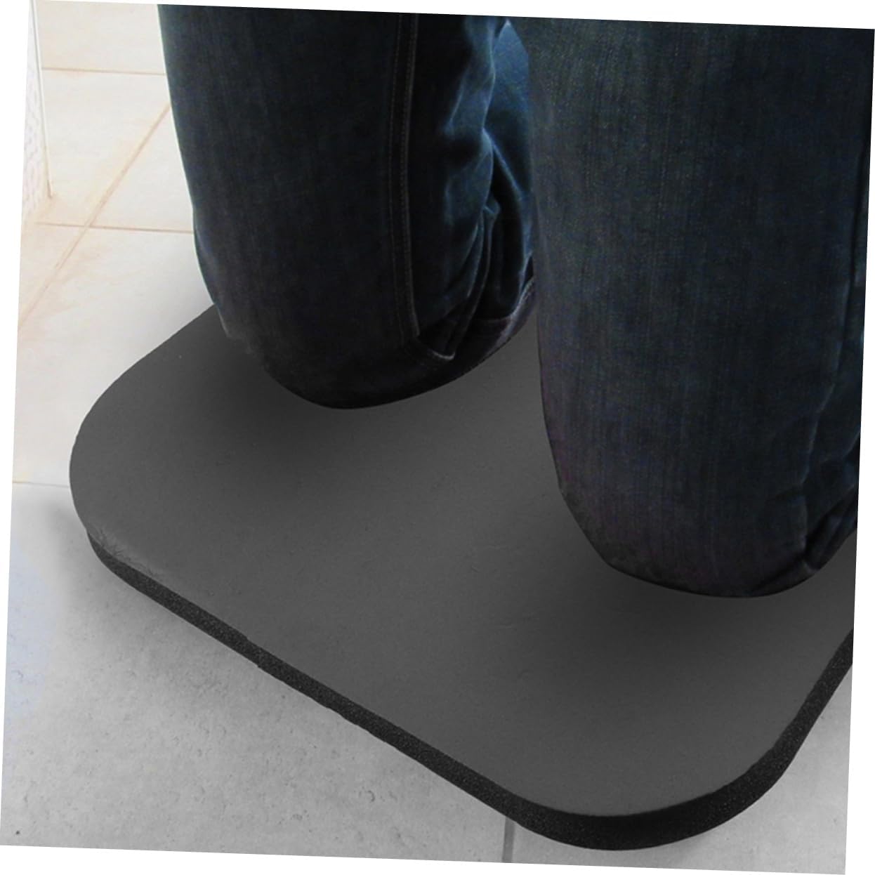 4pcs Garden Kneeling Pads Comfortable Knee Cushions for Gardening Housework and More Lightweight Easy to Clean Non-Slip Design Protects Knees from Pain Black