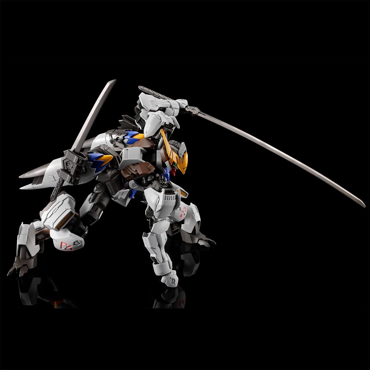 Amazon | HG 1/144 ガンダムバルバトスアダプト(機動戦士ガンダム 鉄血