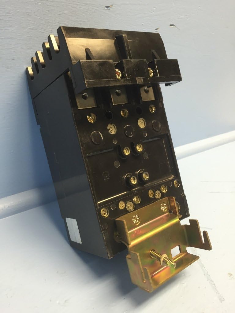 SCHNEIDER ELECTRIC QGA32225 Molded Case Circuit Breaker 240V 225-Amp Molded Case Circuit Breaker 600V 20A