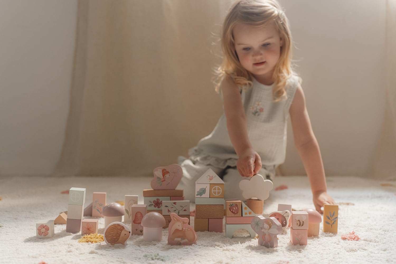 Little Dutch 7345 bloques de construcción de madera FSC 50 unidades en caja – Fairy Garden rosa