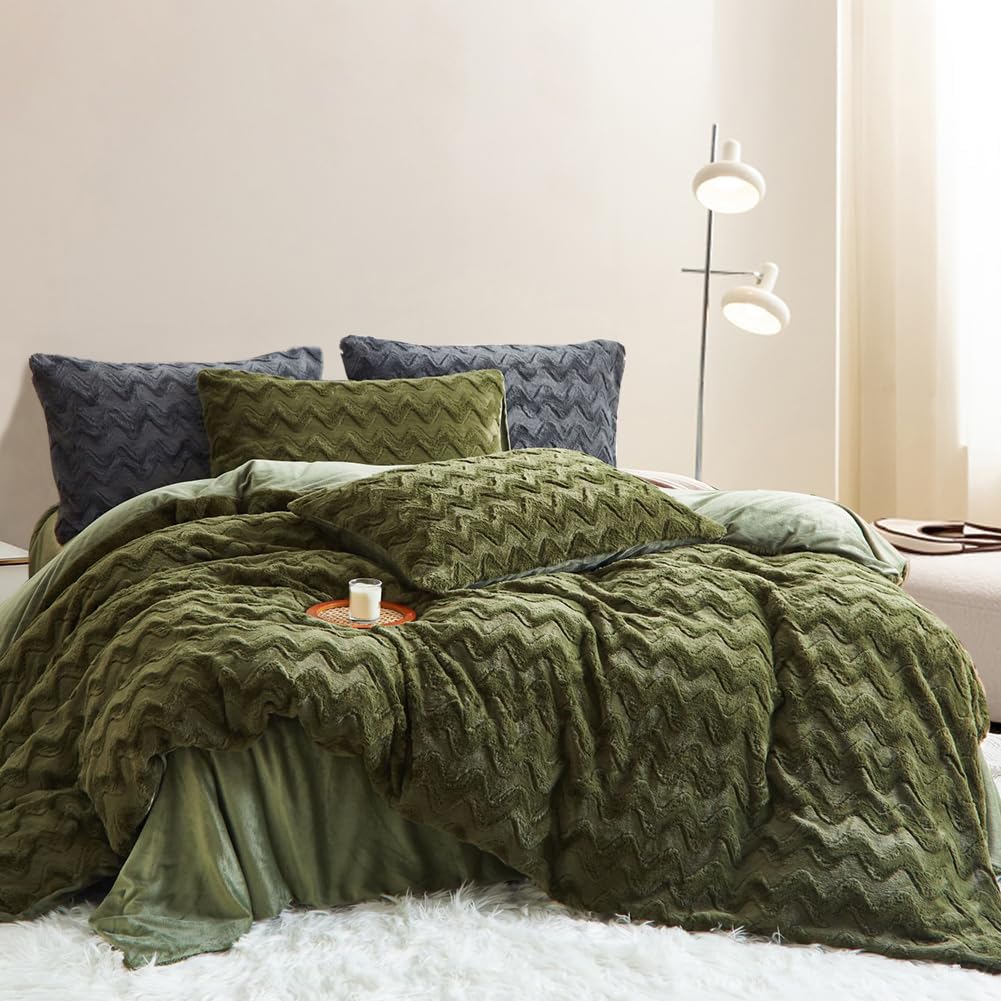 Fini le lit froid avec la housse de couette 140x200cm vert ondulée Freyamy en flanelle