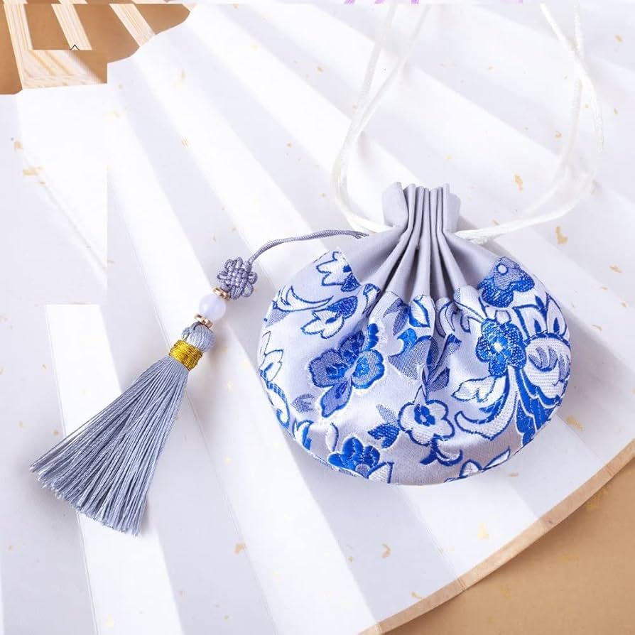 Amazon.co.jp: 巾着袋中華風サシェバッグ 4個 刺繍フラワーポーチ 巾着