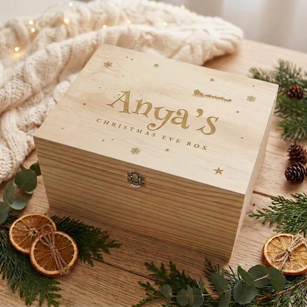 Caja personalizada de Santa Leigh para Nochebuena | Nombre personalizado | Caja de madera de pino con bisagras de metal y cierre | Regalo de Nochebuena | 30 cm de ancho x