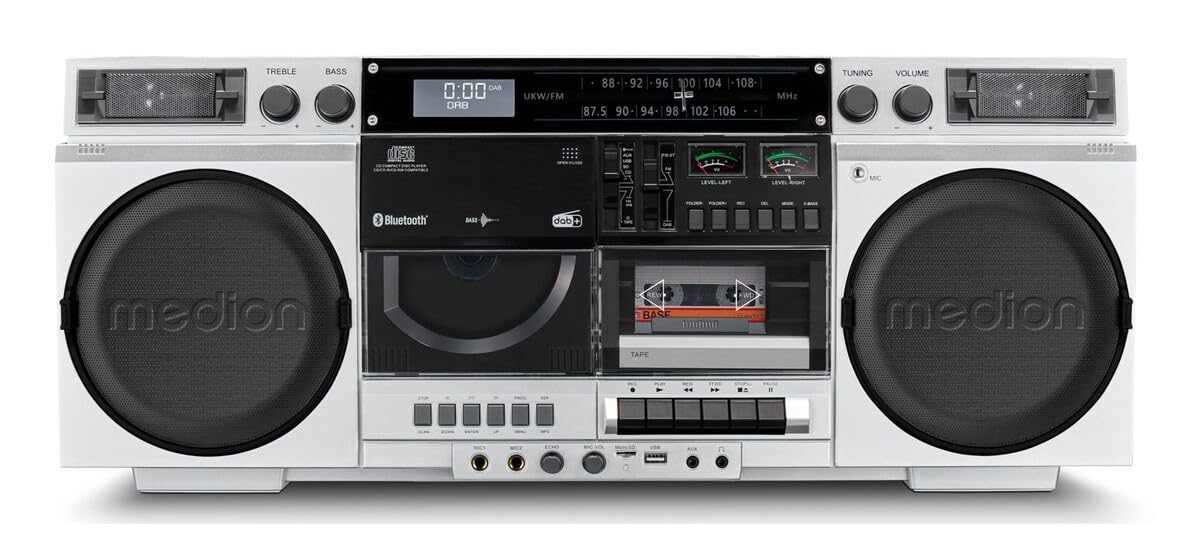Medion LIFE® P66538 Retro-Boombox silber