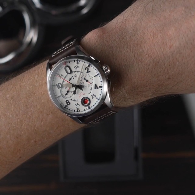 Amazon.com: AVI-8 Men's 42mm Spitfire Lock Chronograph Aircraft