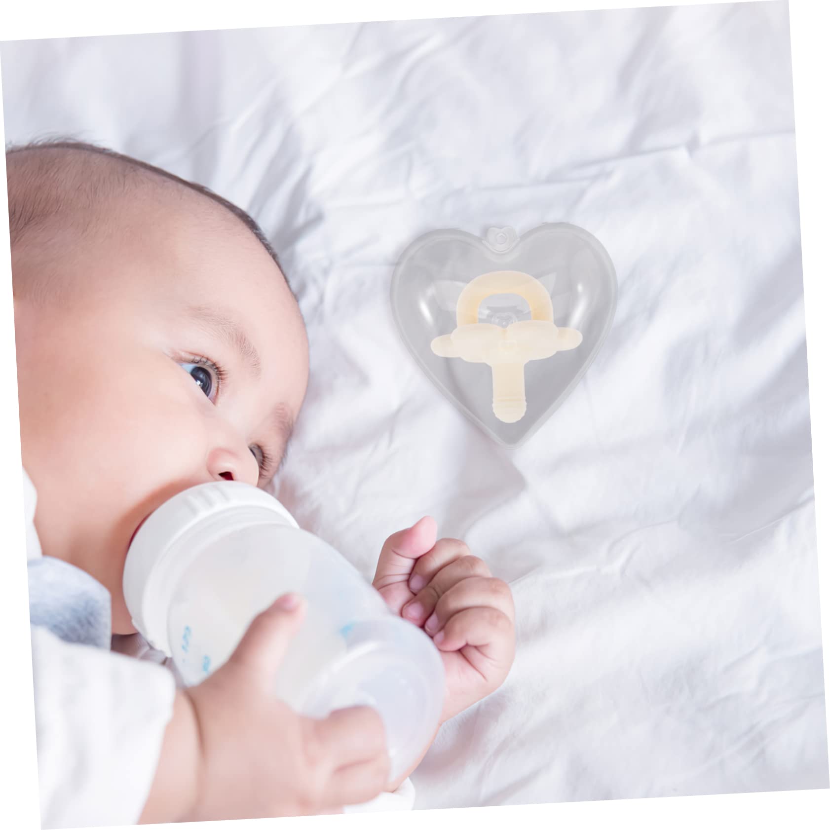 DECHOUS Crib Pacifier Catcher Pacifier Holder Heart Shape Baby Storage Box Compact Travel Container Pp Material