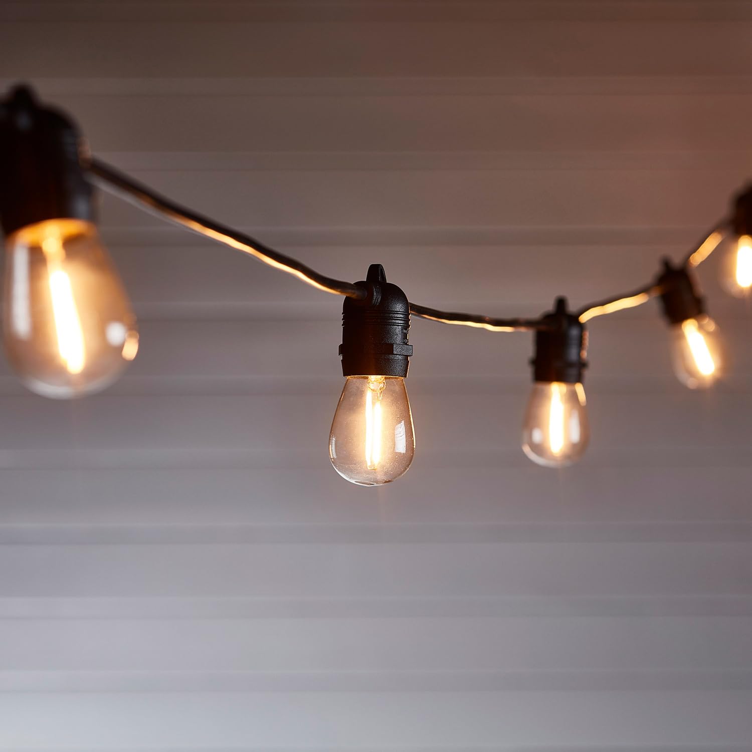 Lights4fun Ultimate Connect 50m 100er LED Party Lichterkette Außen Koppelbar Warmweiß Retro Glühbirnen Lichterkette Kugel strombetrieben